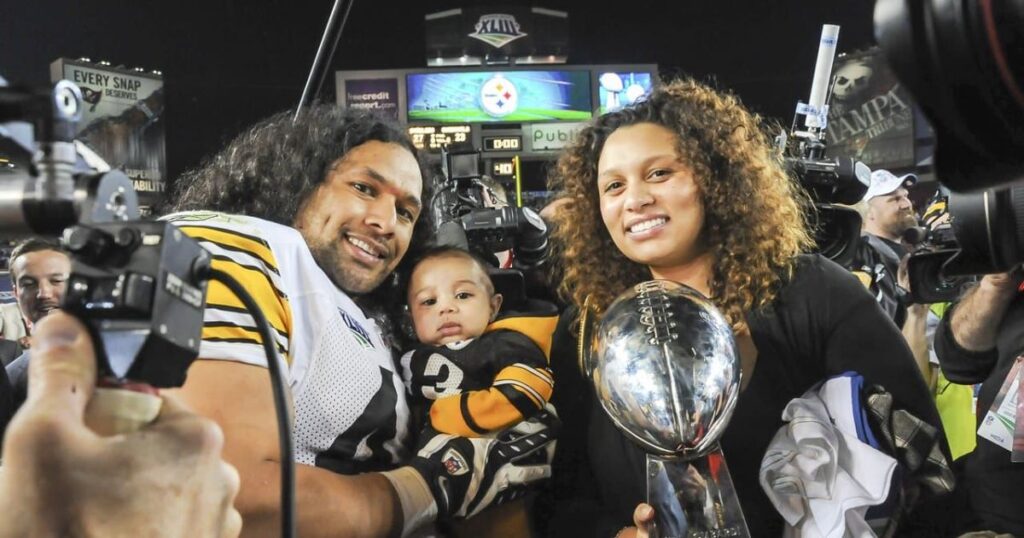 Troy Polamalu Wife And Biography (3)