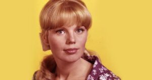 Marta Kristen Net Worth 2024 [Early Life, Career, Dating] (1)